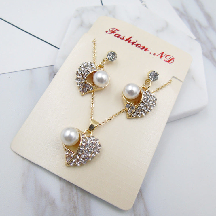 Pearl Heart Jewelry Set - Necklace & Earrings
